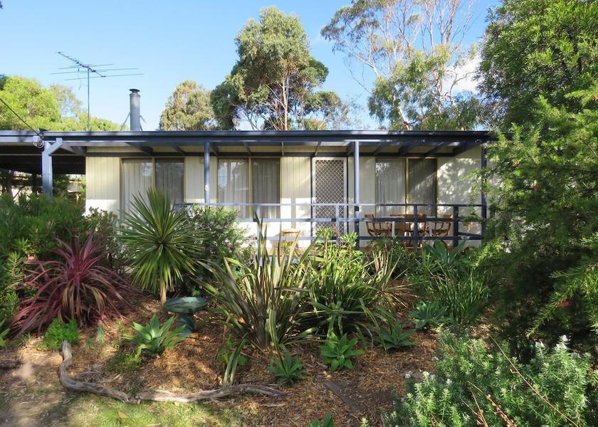 Victoria Ventnor Exterior Detail