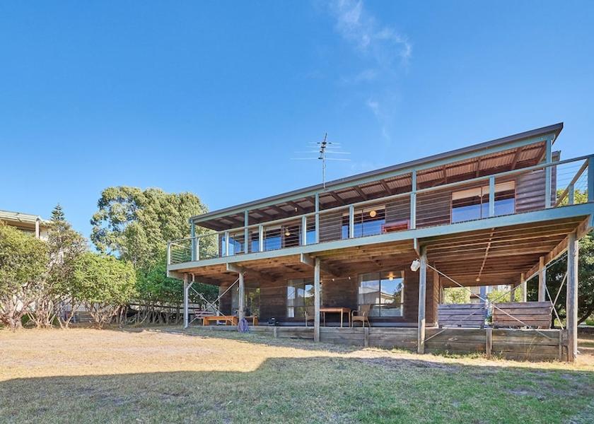 Victoria Ventnor Exterior Detail