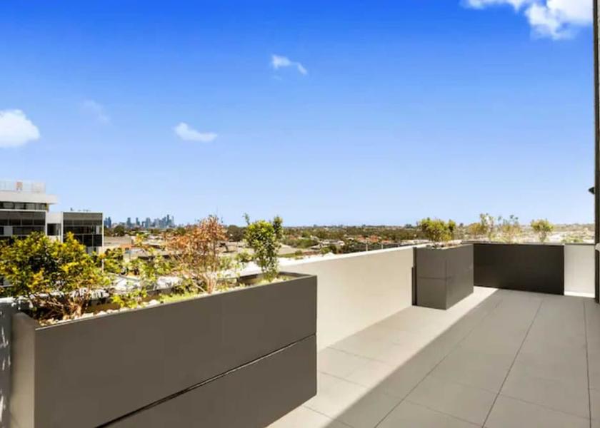 Victoria Melbourne Balcony