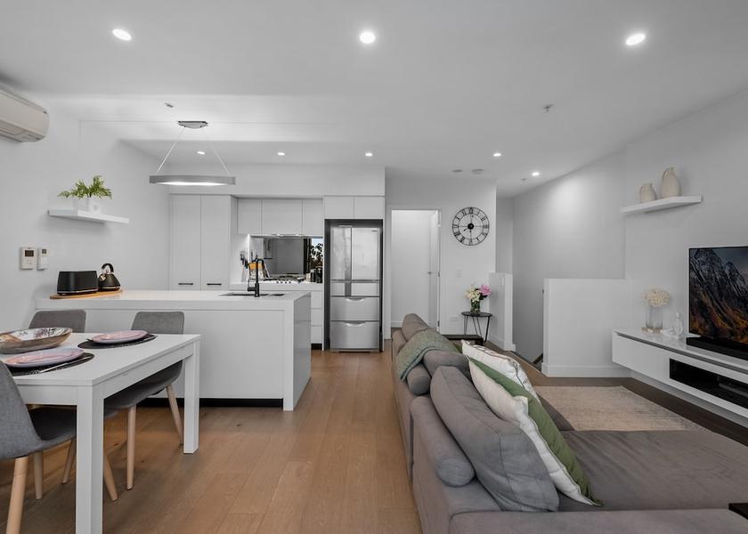 Victoria Melbourne Living Area