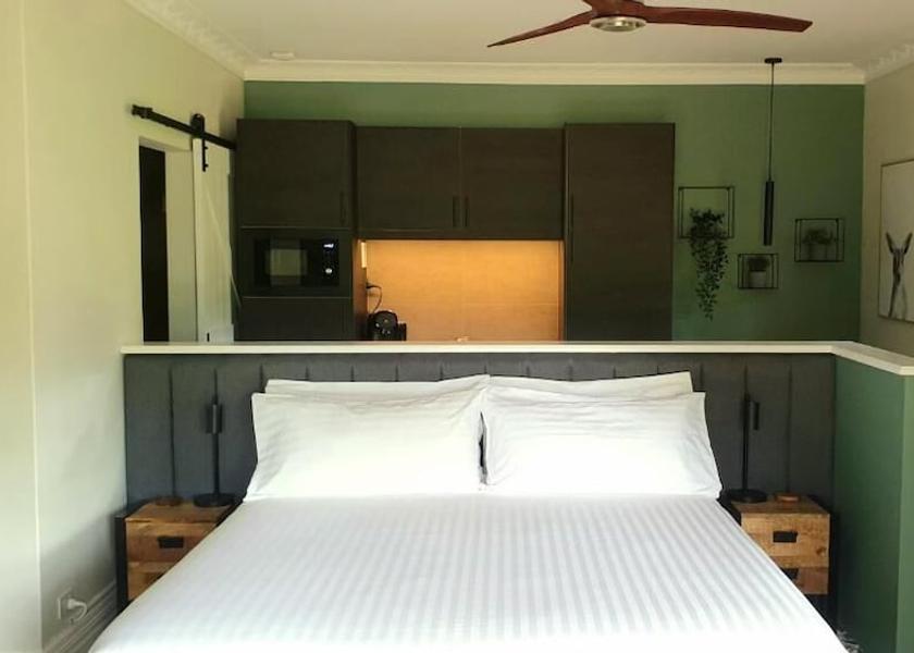 Western Australia Mullalyup Room