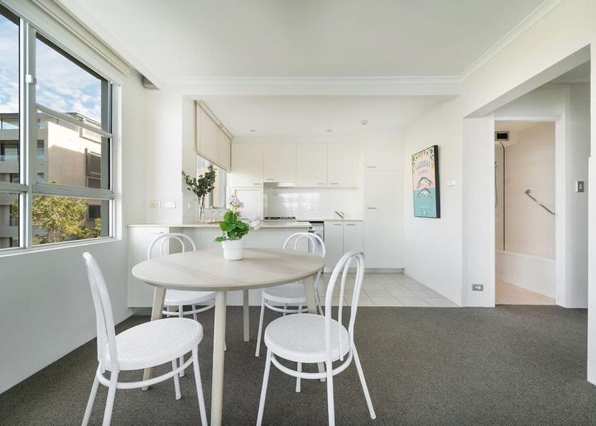 New South Wales Sydney Room