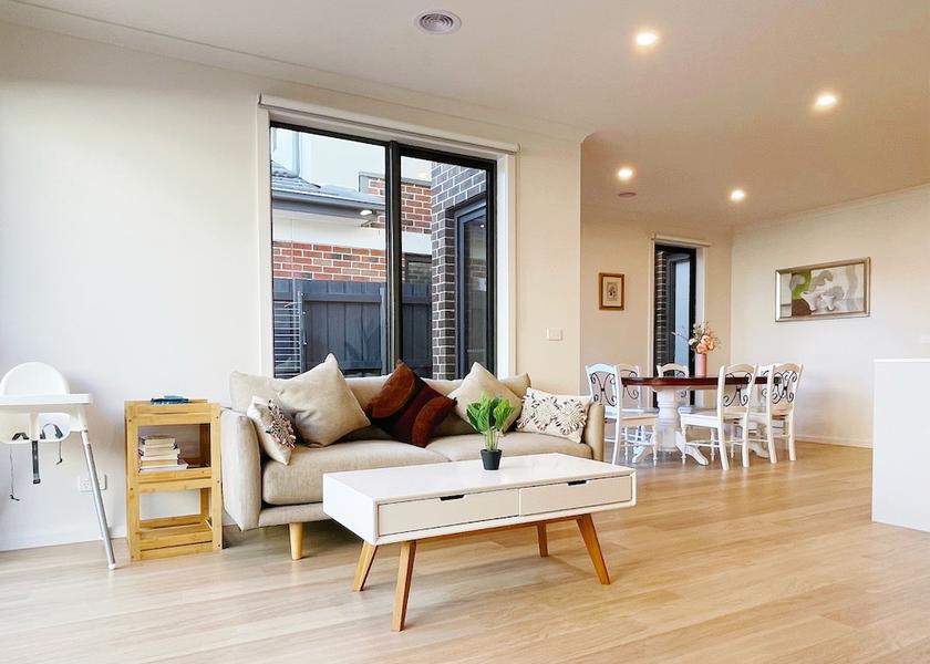 Victoria Melbourne Living Area