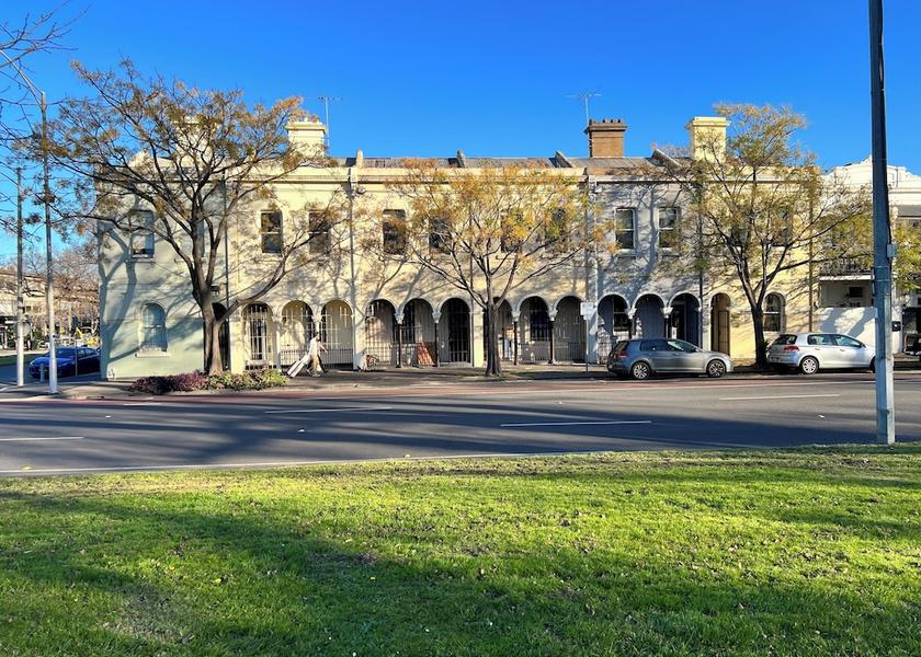 Victoria Melbourne Garden View
