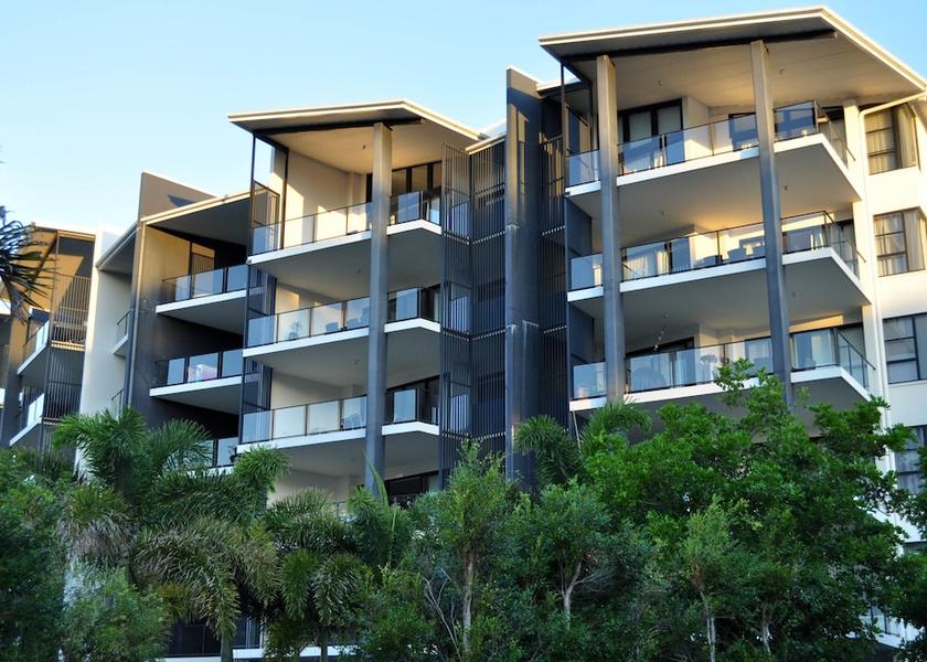 Queensland Scarness Exterior Detail