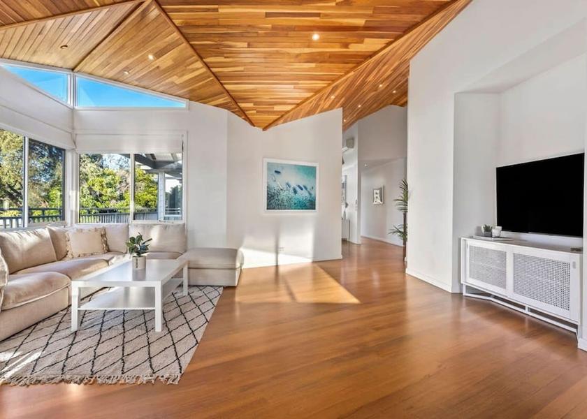 Victoria Blairgowrie Room