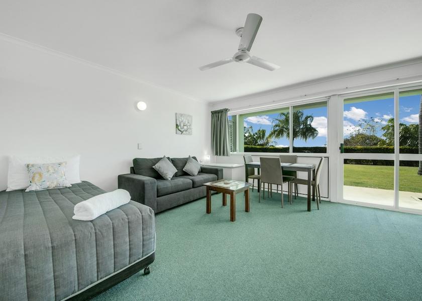 Gladstone Regional Tannum Sands Room