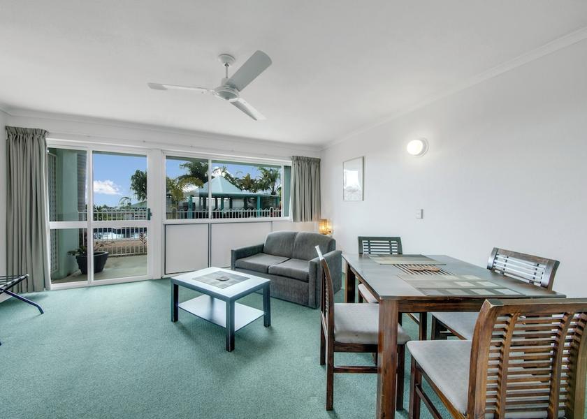 Gladstone Regional Tannum Sands Living area