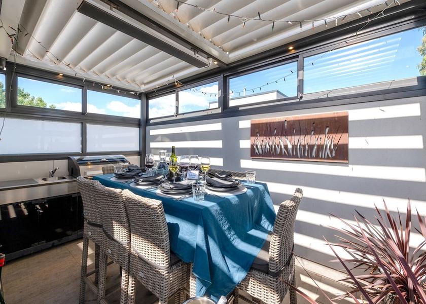 Victoria Melbourne Terrace