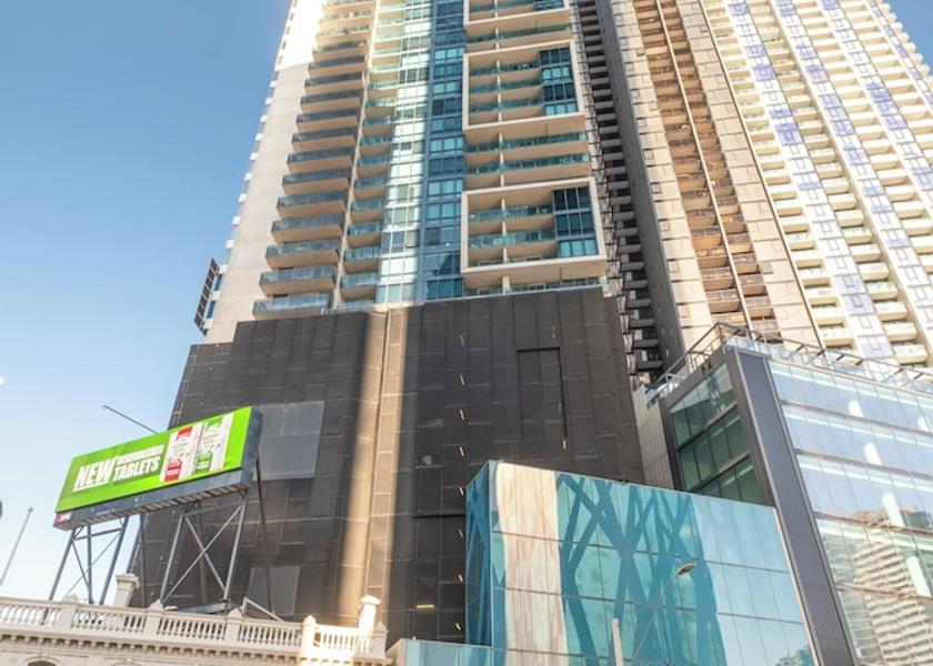 Victoria Melbourne Exterior Detail