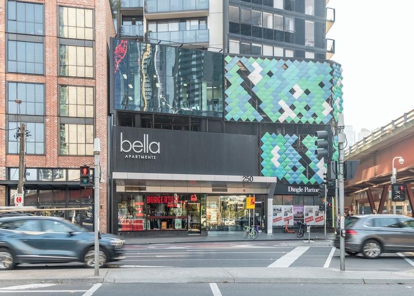 Victoria Melbourne Exterior Detail