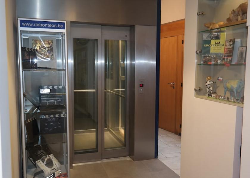 Flemish Region Roeselare Hallway