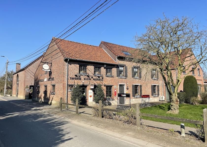 Flemish Region Sint-Pieters-Leeuw Exterior