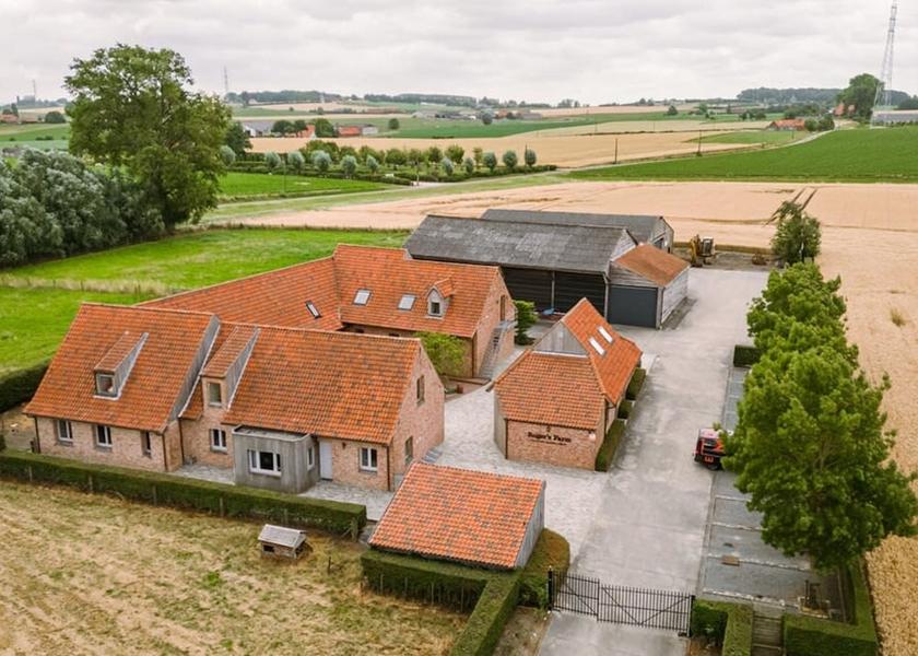 Flemish Region Kortrijk Room