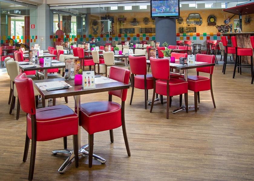 Flemish Region Mol Dining Area