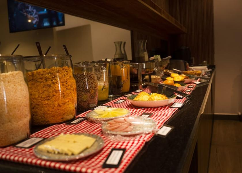 Potosi Uyuni Breakfast buffet