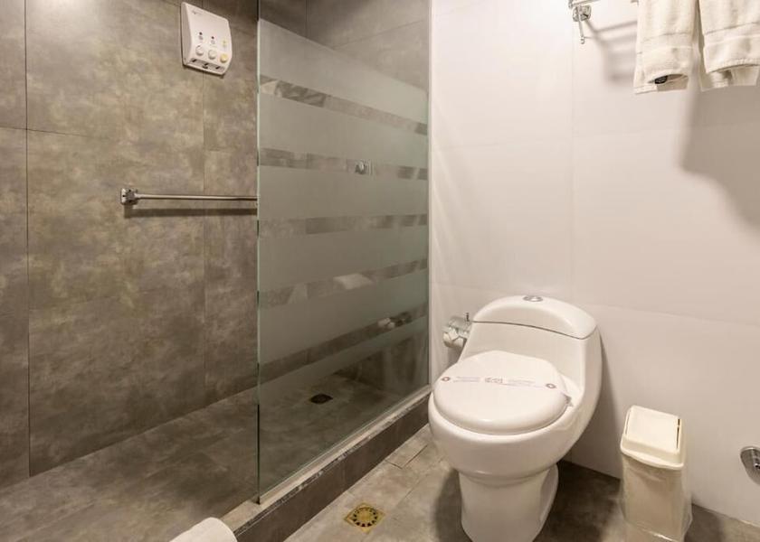 La Paz La Paz Bathroom