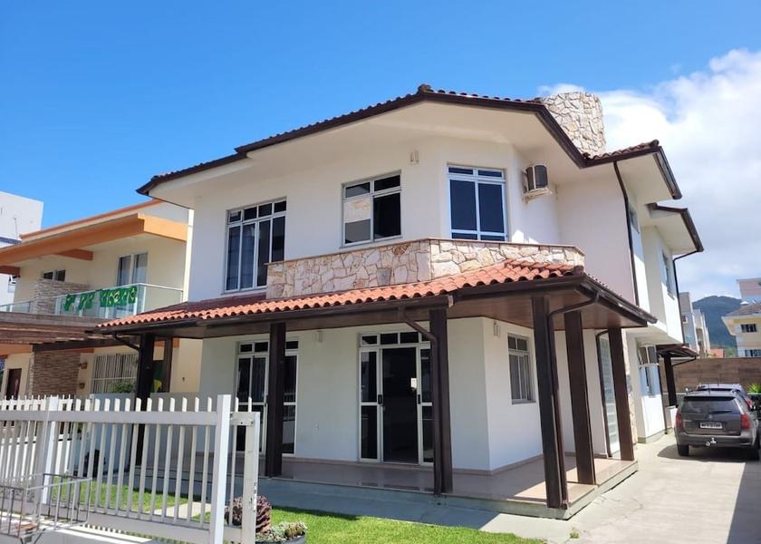 Santa Catarina Governador Celso Ramos Exterior Detail