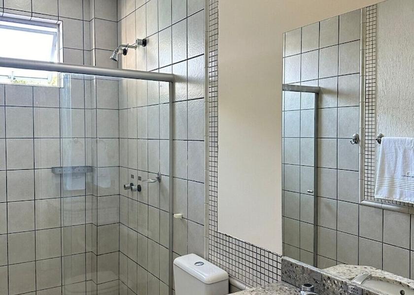 Minas Gerais Timoteo Bathroom