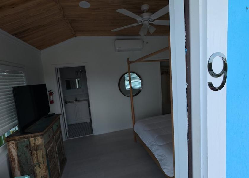 Exuma George Town Room