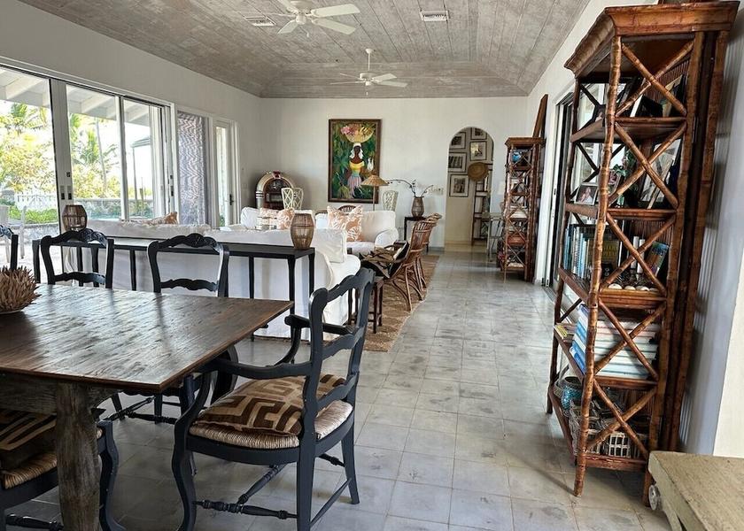 Central Eleuthera Governor's Harbour Living Area