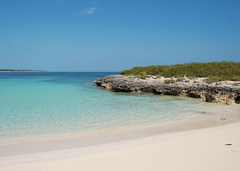 Central Eleuthera Governor's Harbour Beach