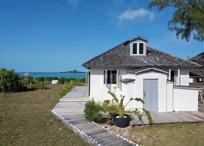 Central Eleuthera Governor's Harbour Exterior Detail