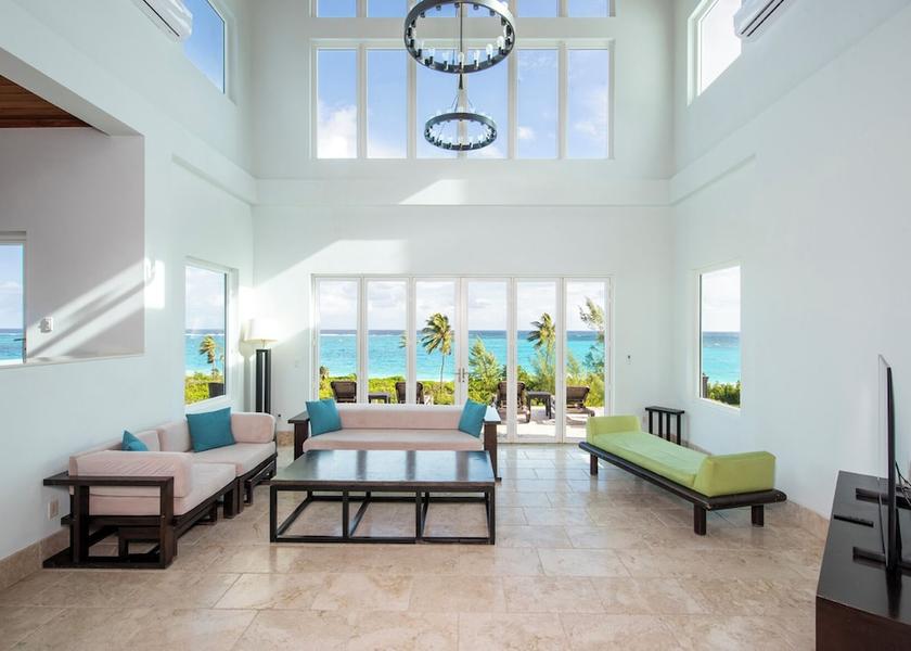 Central Eleuthera Governor's Harbour Living Area
