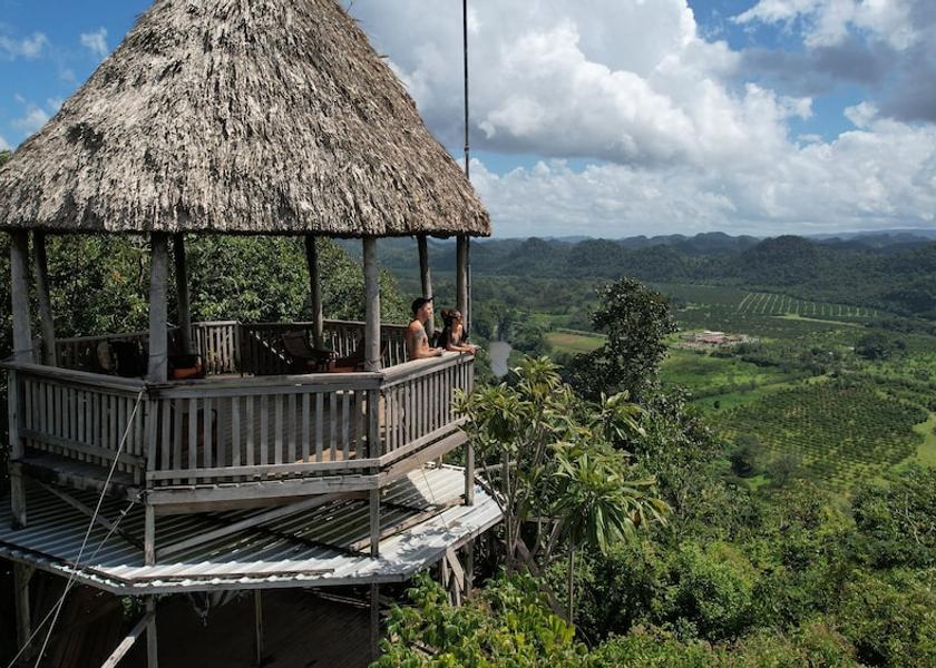 Cayo Belmopan Property grounds