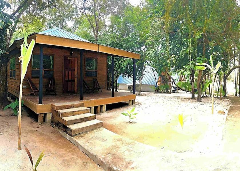 Stann Creek District Placencia Exterior Detail