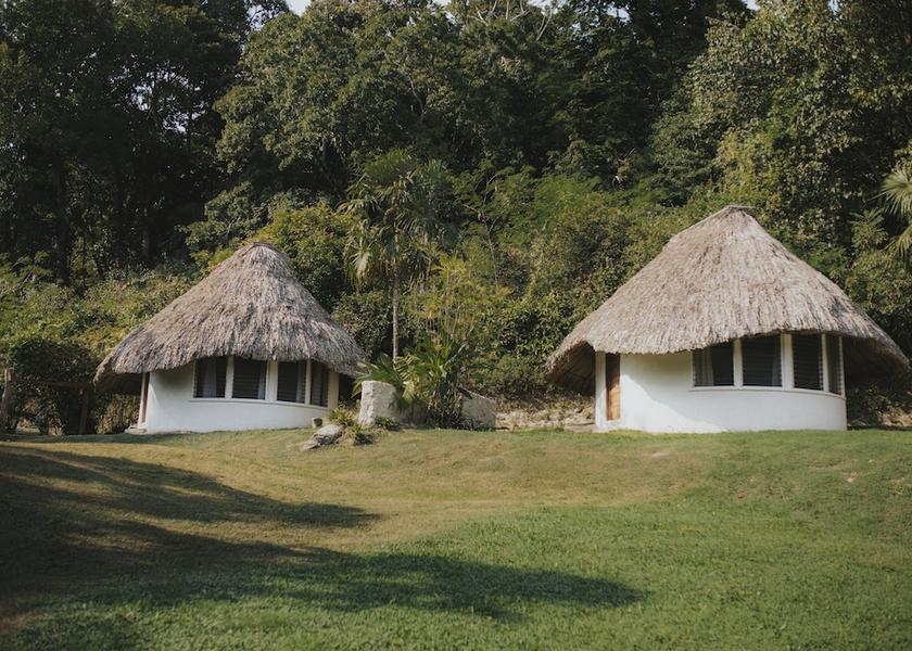Cayo District Teakettle Village Exterior Detail