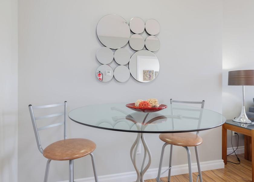 Saskatchewan Regina In-Room Dining