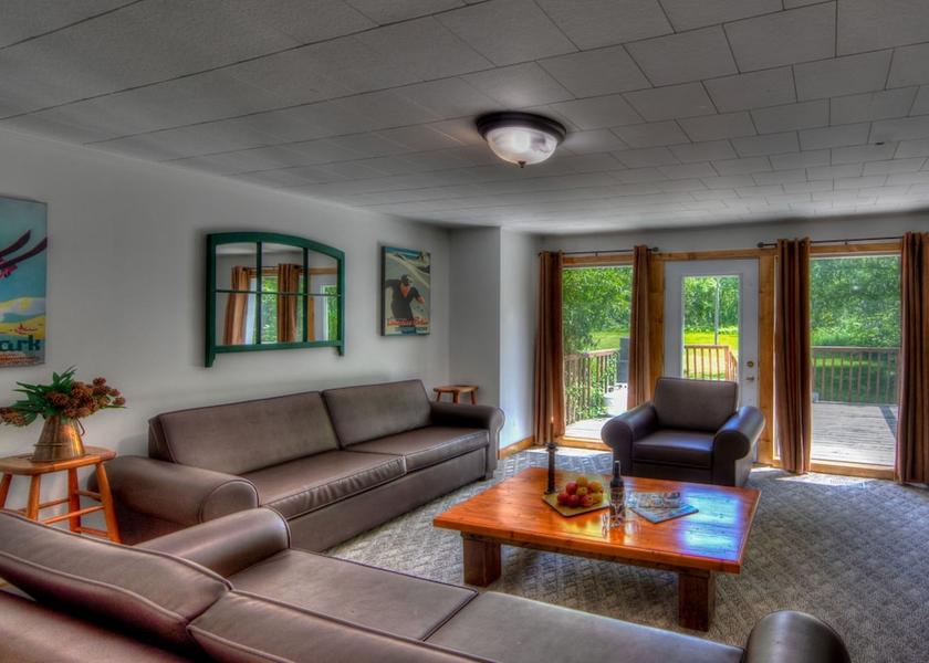 Ontario Collingwood Living Area