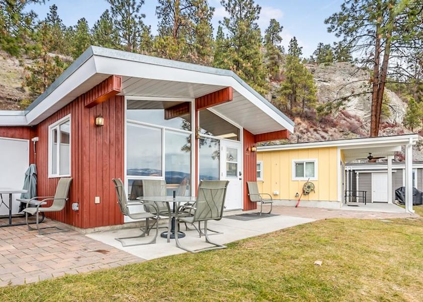 British Columbia West Kelowna Facade