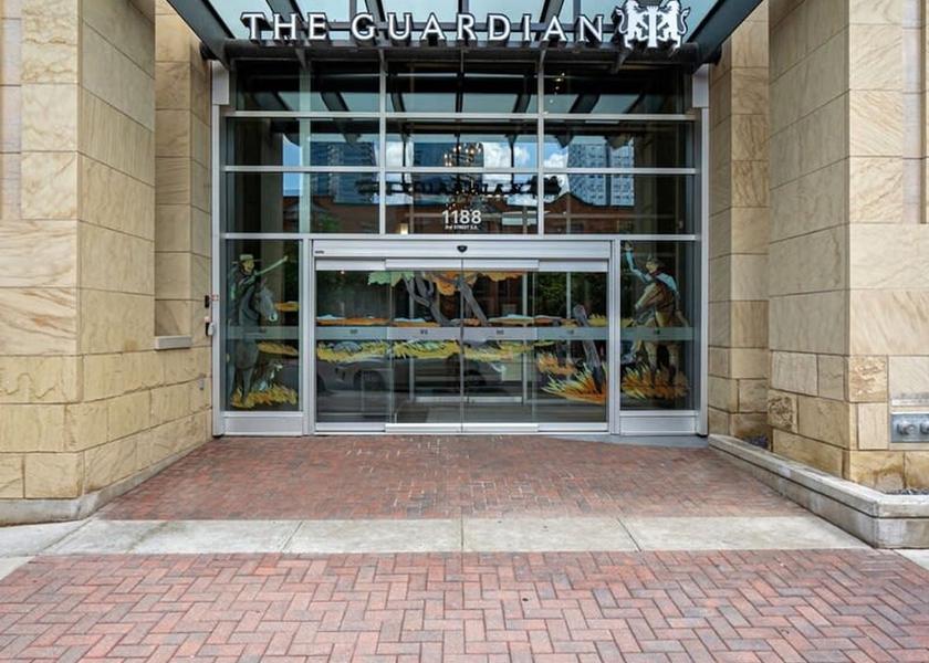 Alberta Calgary Room