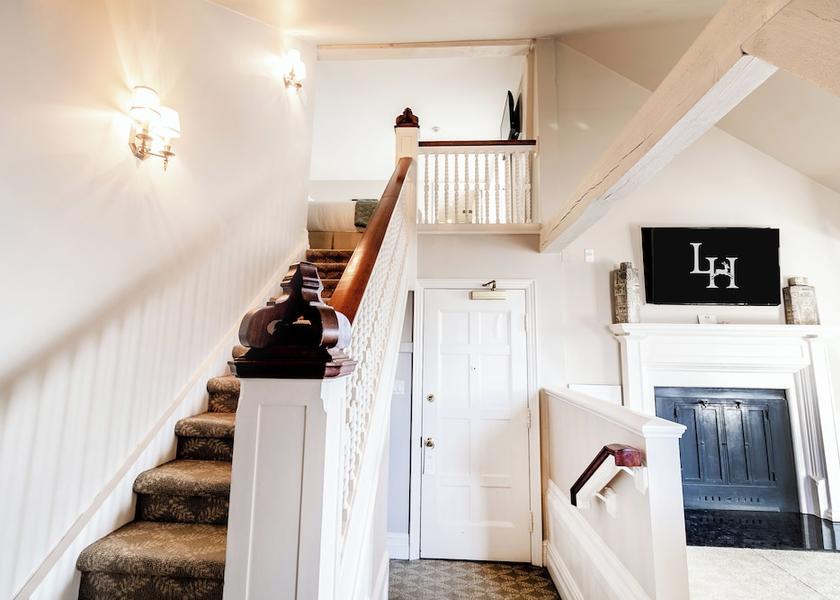 Ontario Cambridge Room