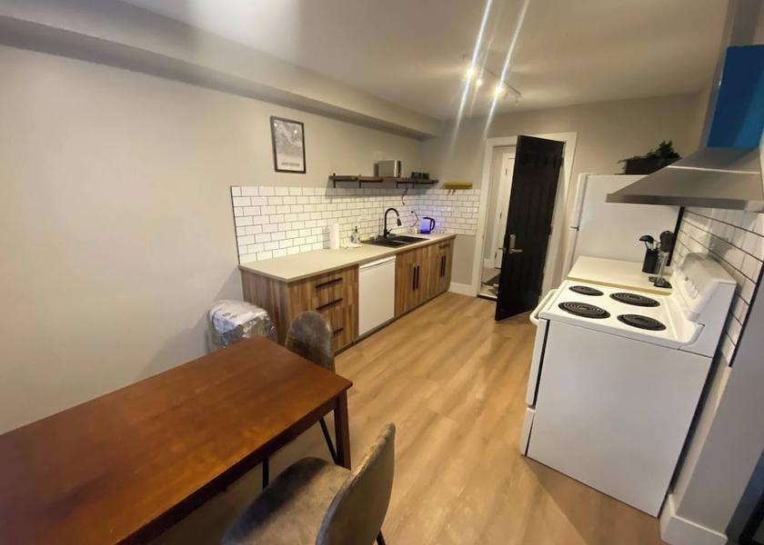 Alberta Edmonton Kitchen