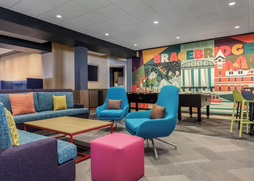 Ontario Bracebridge Lobby