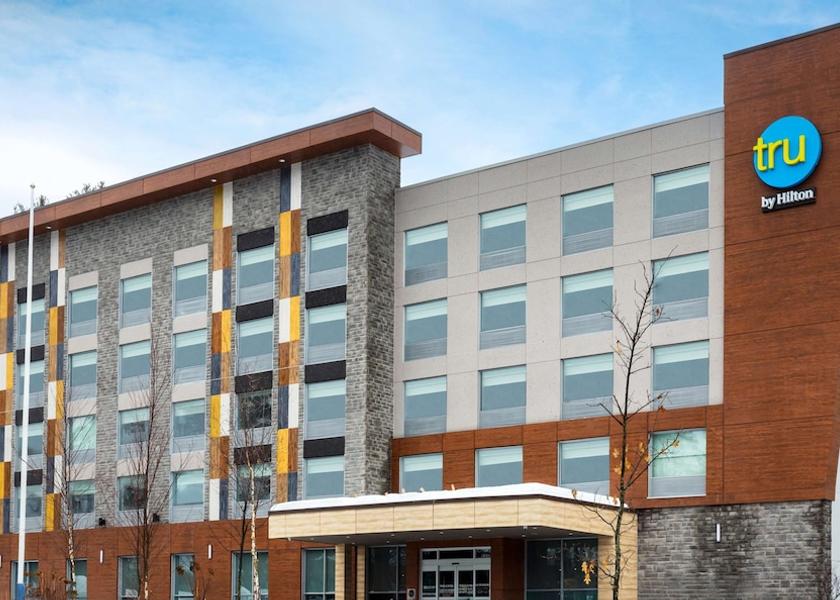 Ontario Bracebridge Exterior Detail