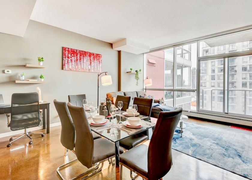 Alberta Calgary Room