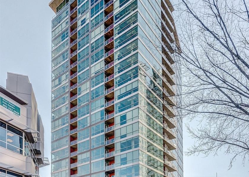 Alberta Calgary Room