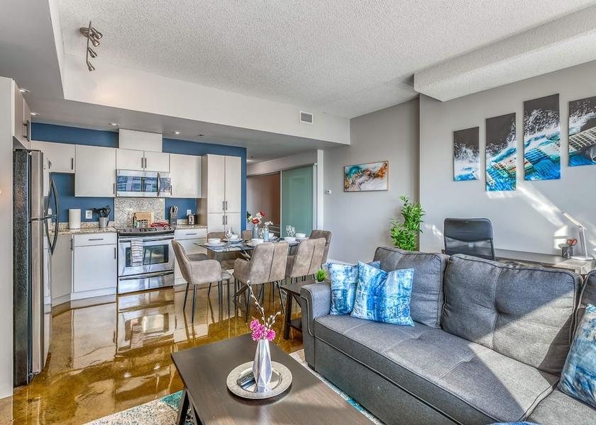 Alberta Calgary Room