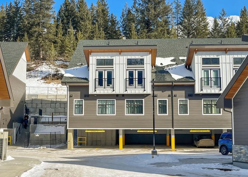 Alberta Harvie Heights Facade