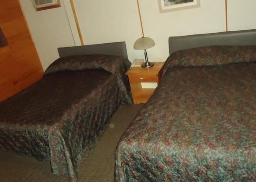 Saskatchewan Moose Jaw Room