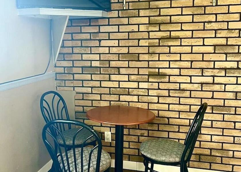 British Columbia Valemount Room