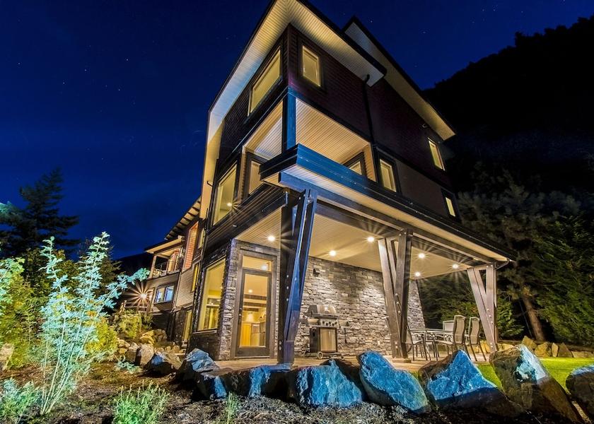 British Columbia Harrison Hot Springs Front of property - evening/night