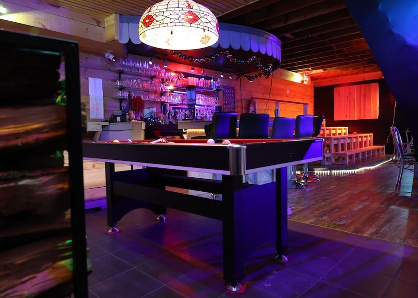 Quebec Saint-Hippolyte Billiards