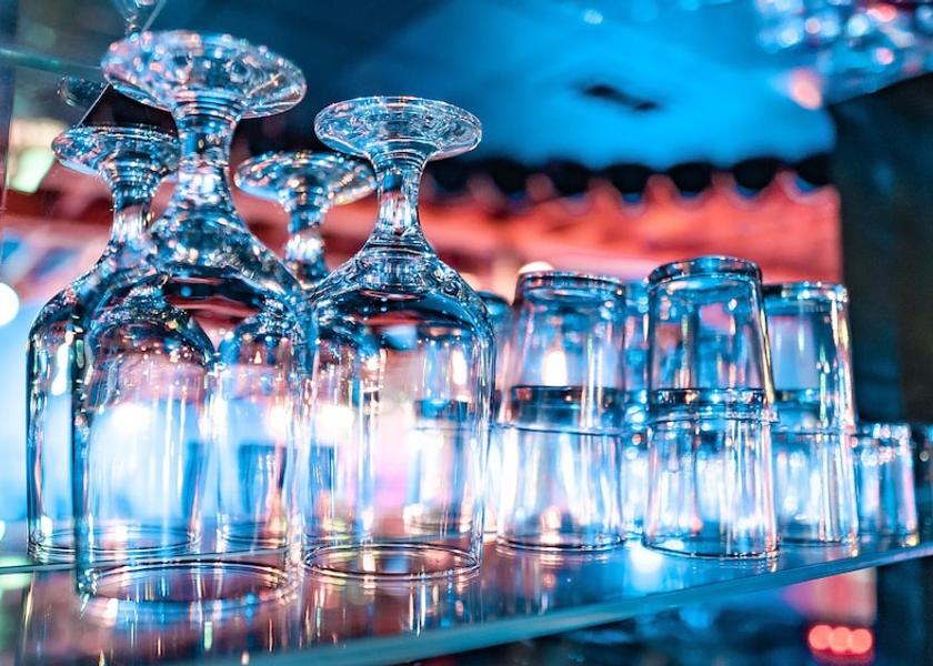 Quebec Saint-Hippolyte Bar