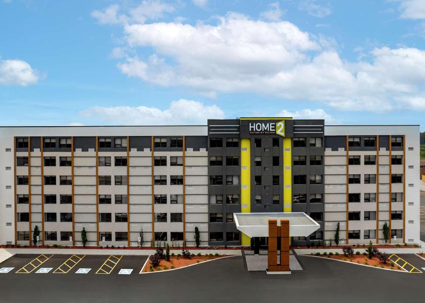 Ontario Kingston Hotel Exterior