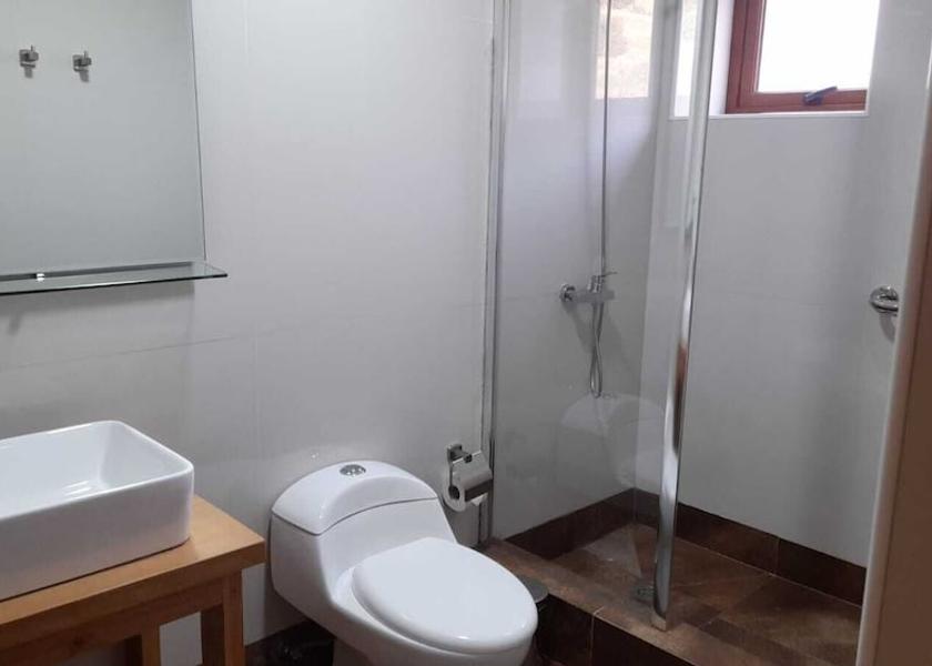 Aisen (region) Coyhaique Bathroom